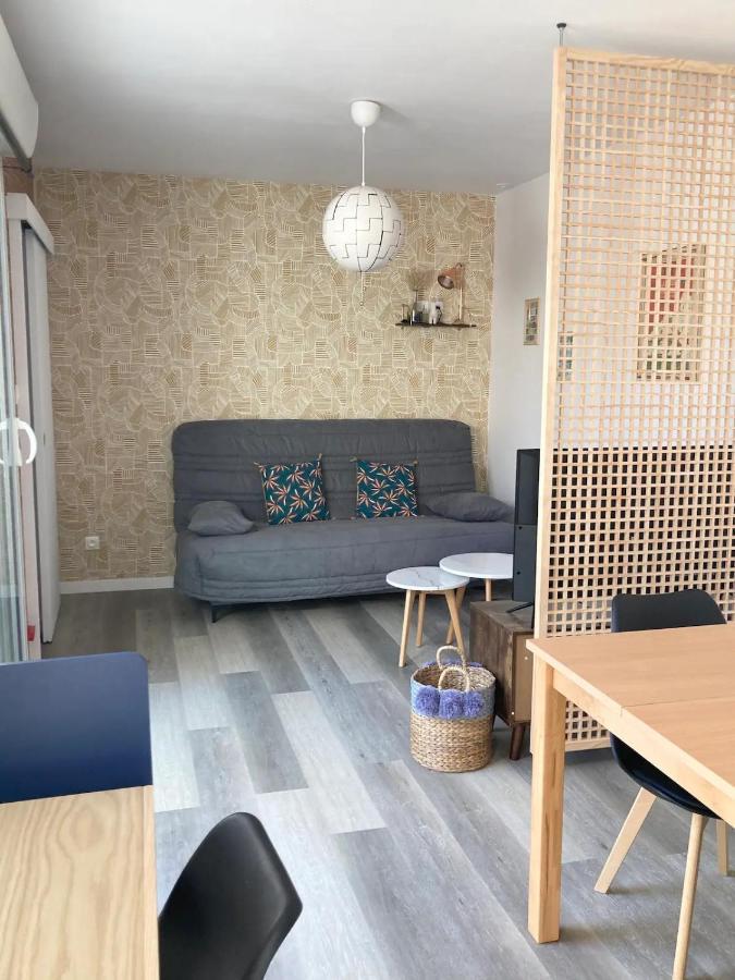 La Petite Maison Tahet, 2 Pers Avec Terrasse Basse-Indre Exterior foto