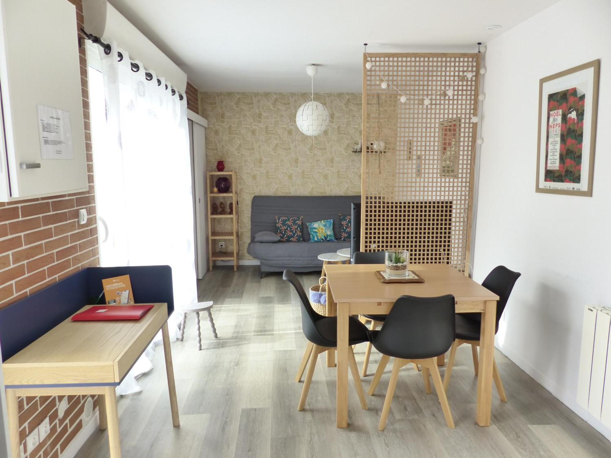 La Petite Maison Tahet, 2 Pers Avec Terrasse Basse-Indre Exterior foto